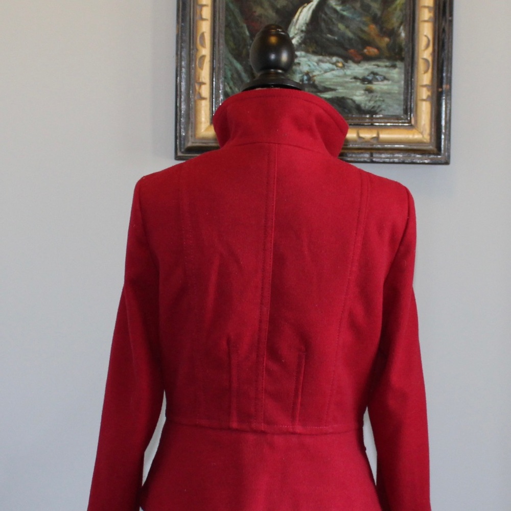Express Jacket - Picture 10 of 16